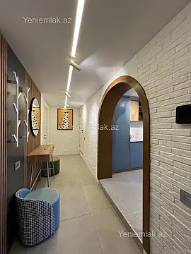 Satılır 3 otaqlı köhnə tikili 90 m²