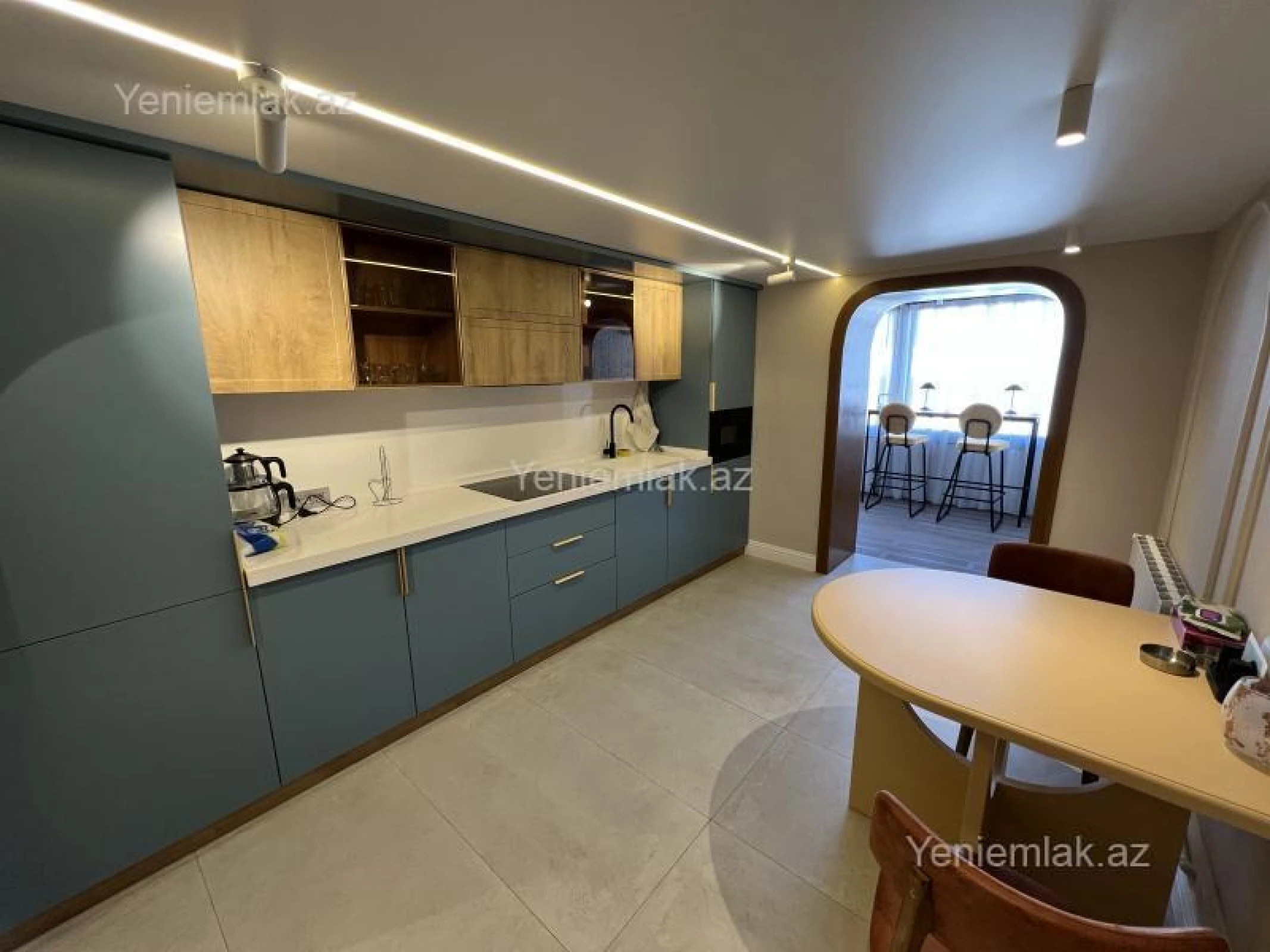 Satılır 3 otaqlı köhnə tikili 90 m²