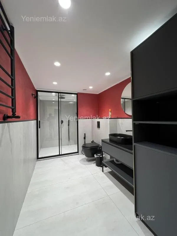 Satılır 3 otaqlı köhnə tikili 90 m²