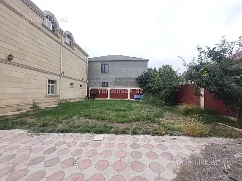 Satılır 5 otaqlı həyət evi 350 m²