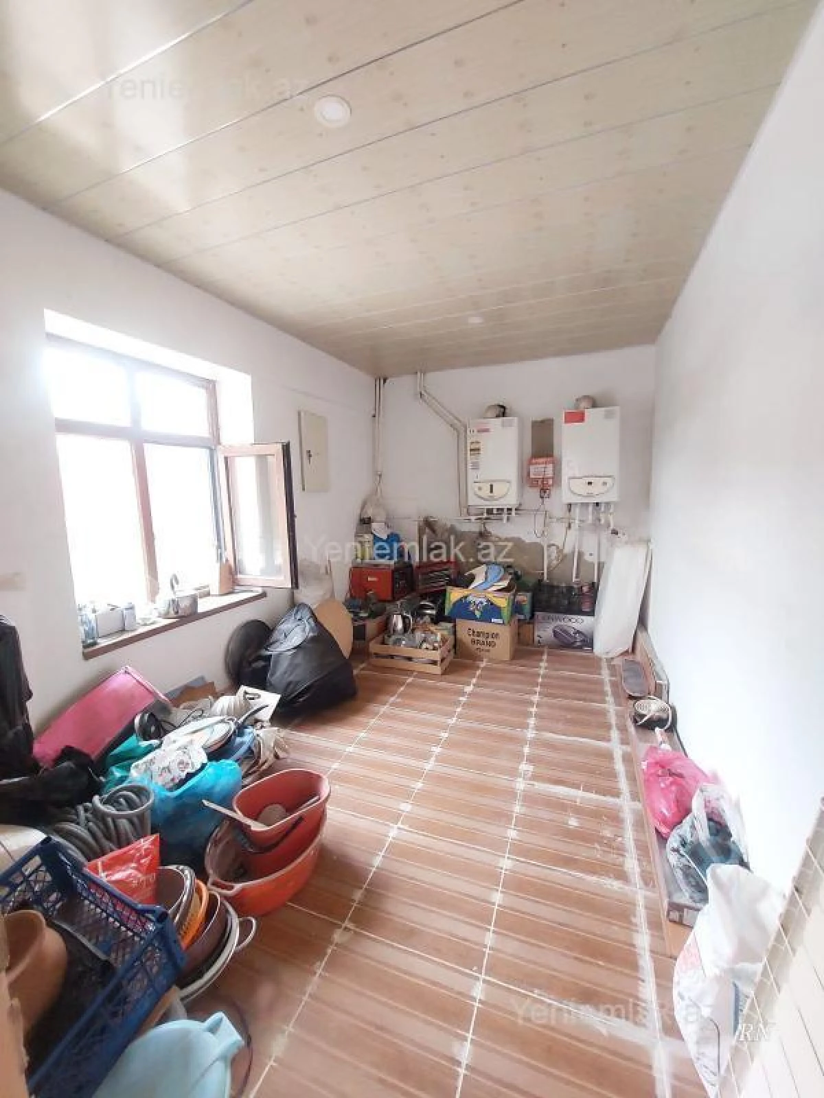 Satılır 5 otaqlı həyət evi 350 m²