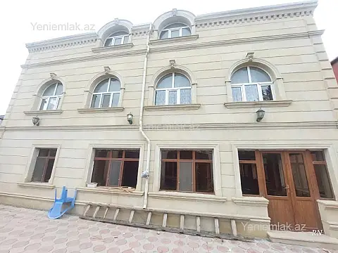 Satılır 5 otaqlı həyət evi 350 m²