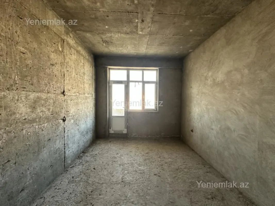 Satılır 3 otaqlı yeni tikili 100 m²