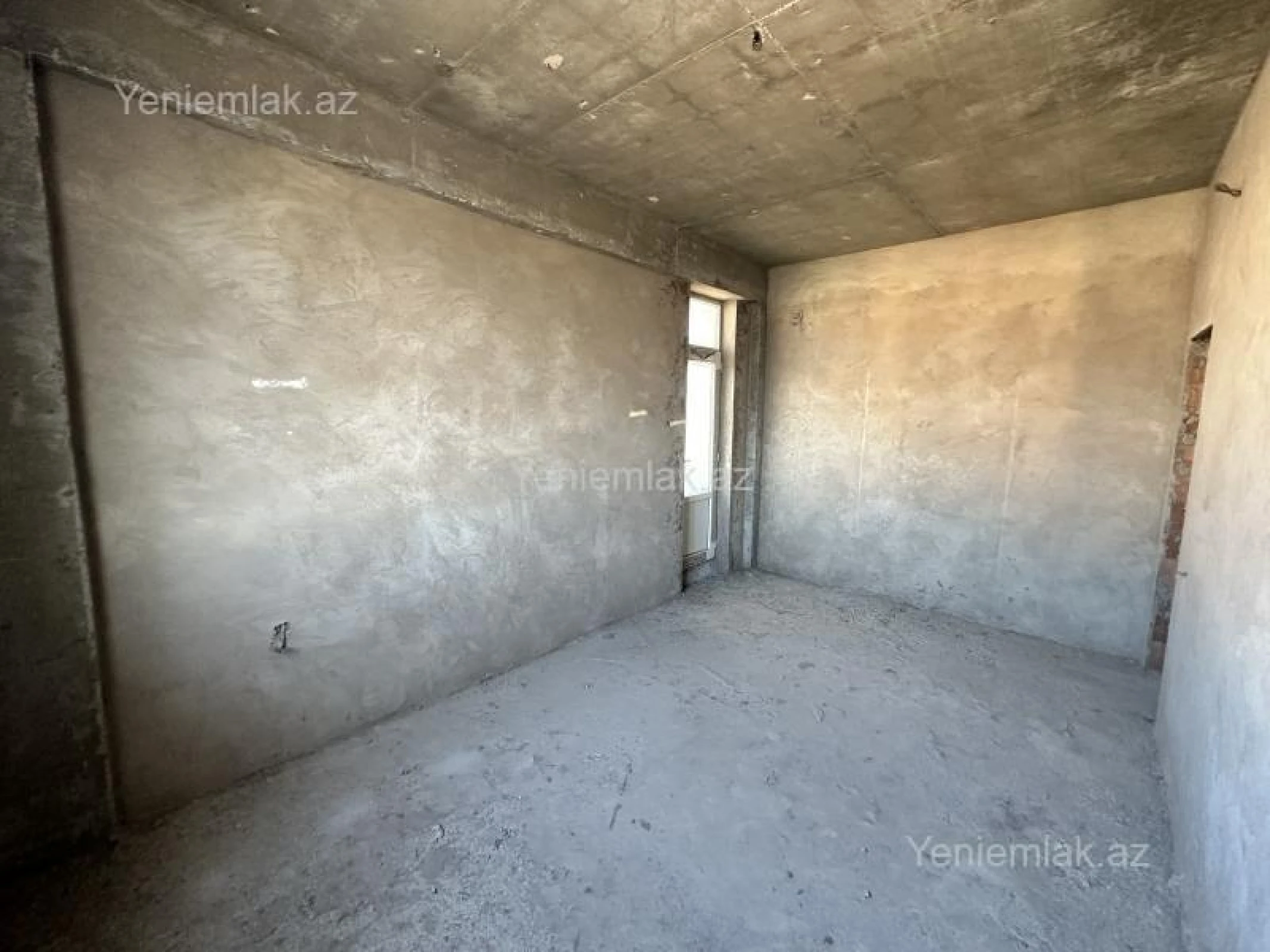 Satılır 3 otaqlı yeni tikili 100 m²