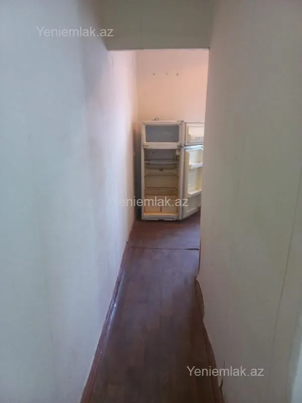 Satılır 1 otaqlı köhnə tikili 34 m²