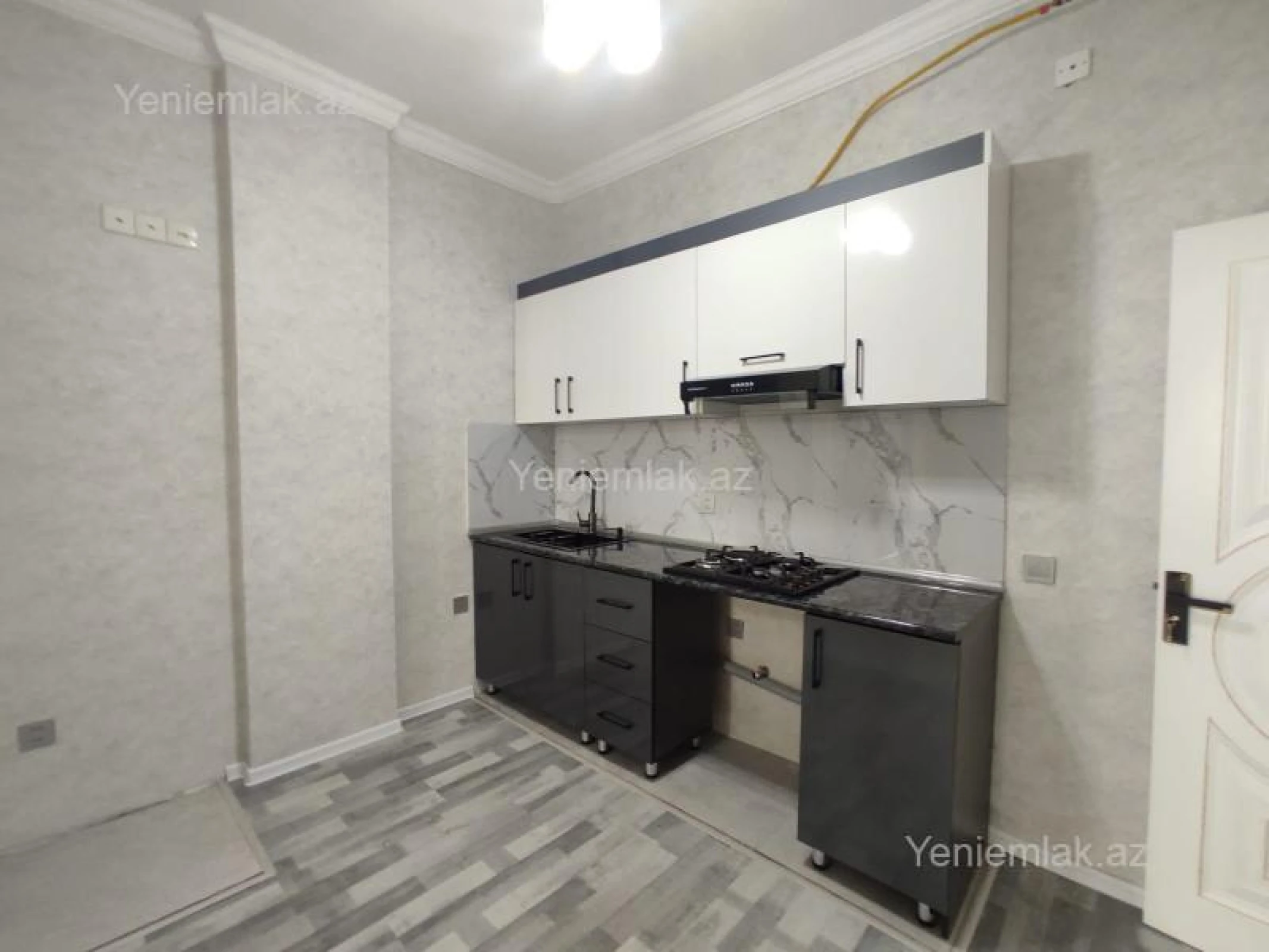 Satılır 2 otaqlı yeni tikili 65 m²