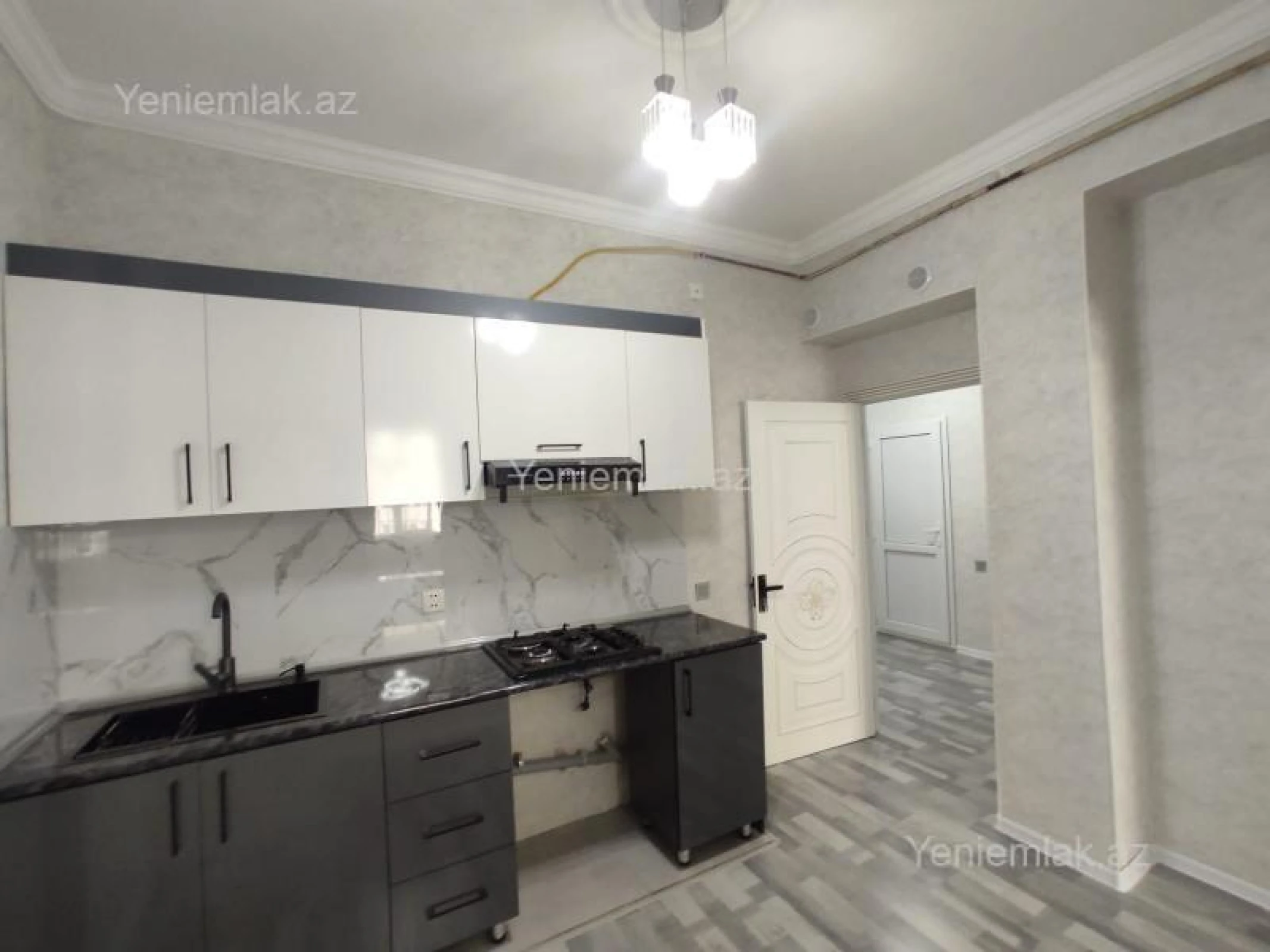 Satılır 2 otaqlı yeni tikili 65 m²