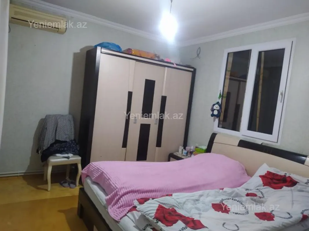 Satılır 2 otaqlı köhnə tikili 50 m²