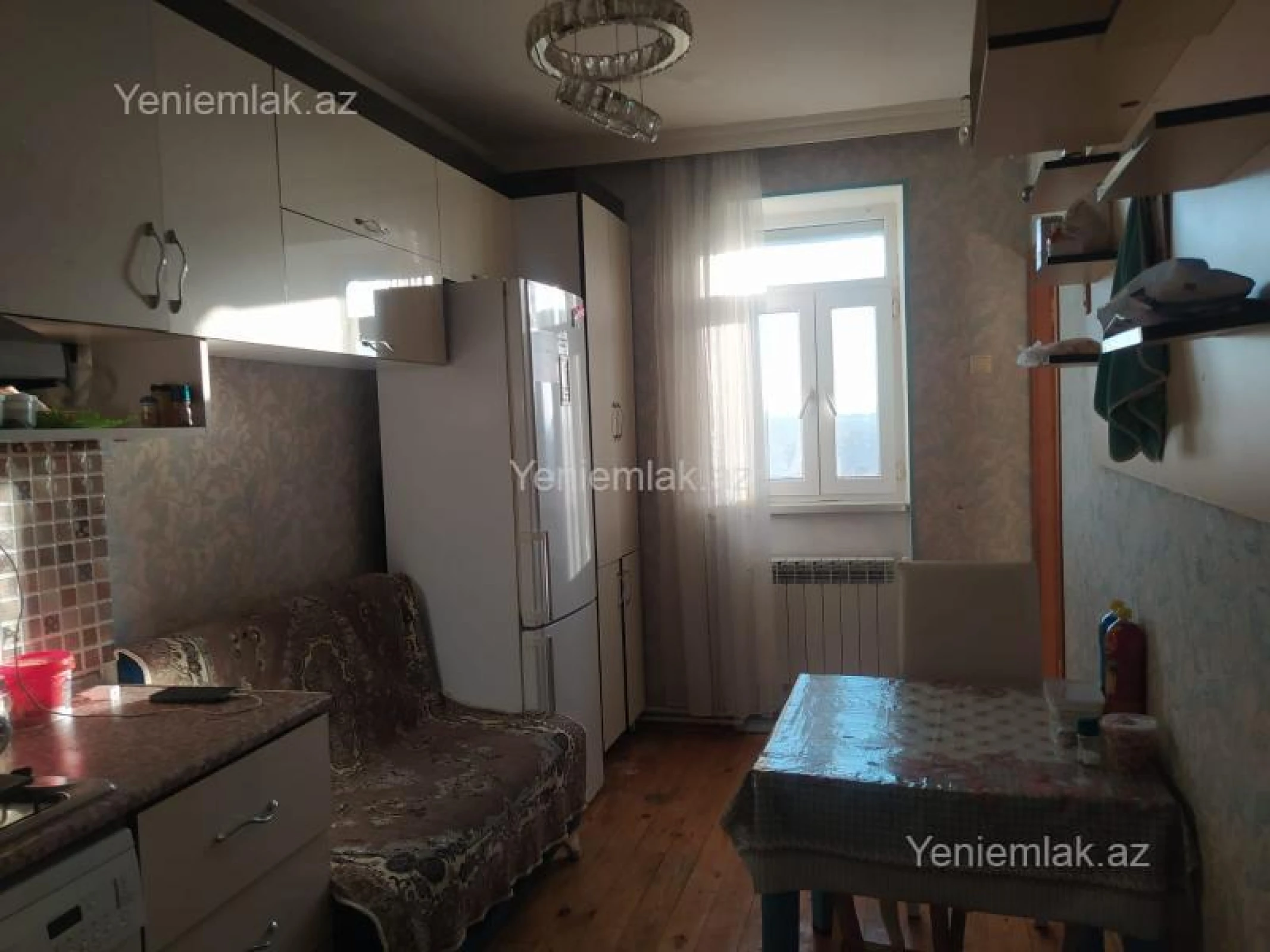 Satılır 2 otaqlı köhnə tikili 50 m²