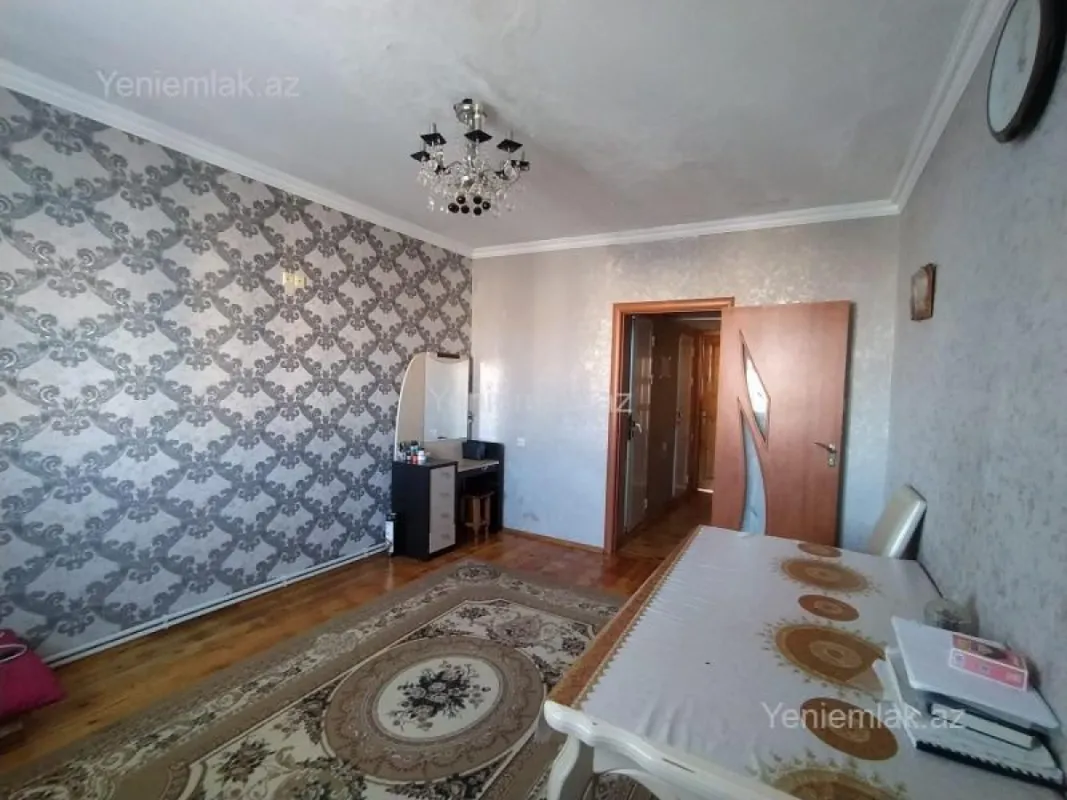 Satılır 2 otaqlı köhnə tikili 50 m²