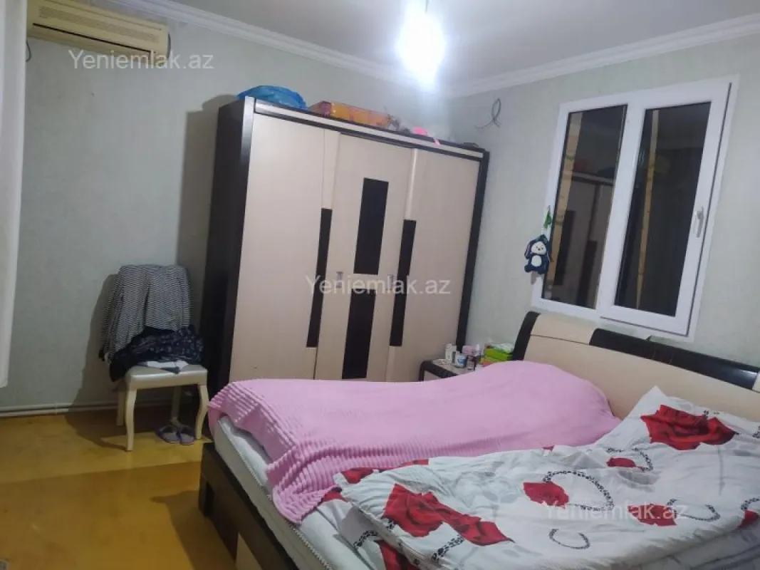 Satılır 2 otaqlı köhnə tikili 50 m²