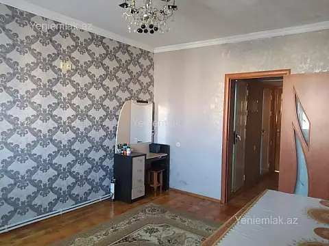 Satılır 2 otaqlı köhnə tikili 50 m²