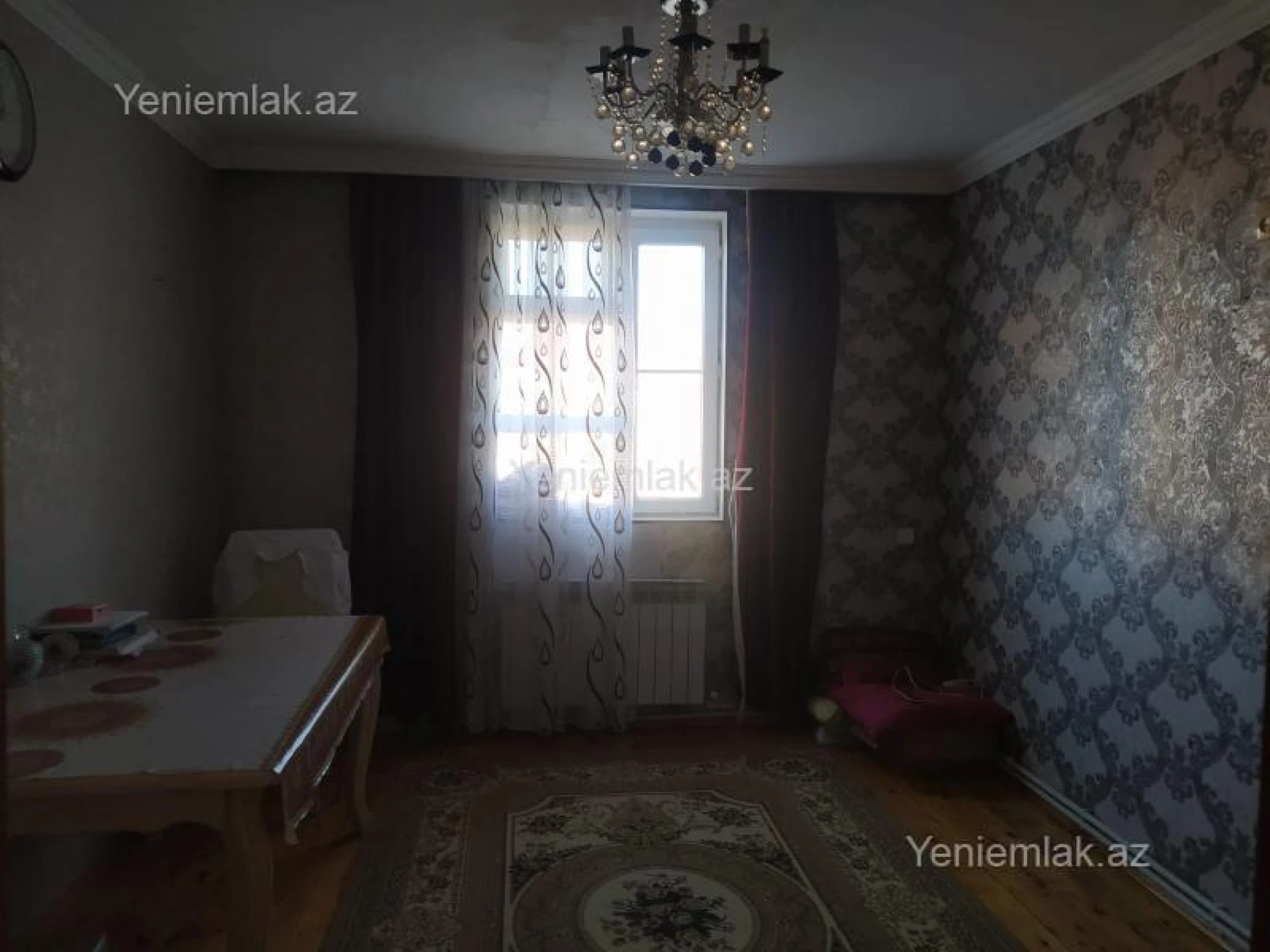 Satılır 2 otaqlı köhnə tikili 50 m²