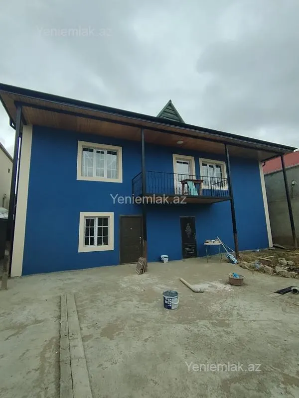 Satılır 7 otaqlı həyət evi 260 m²