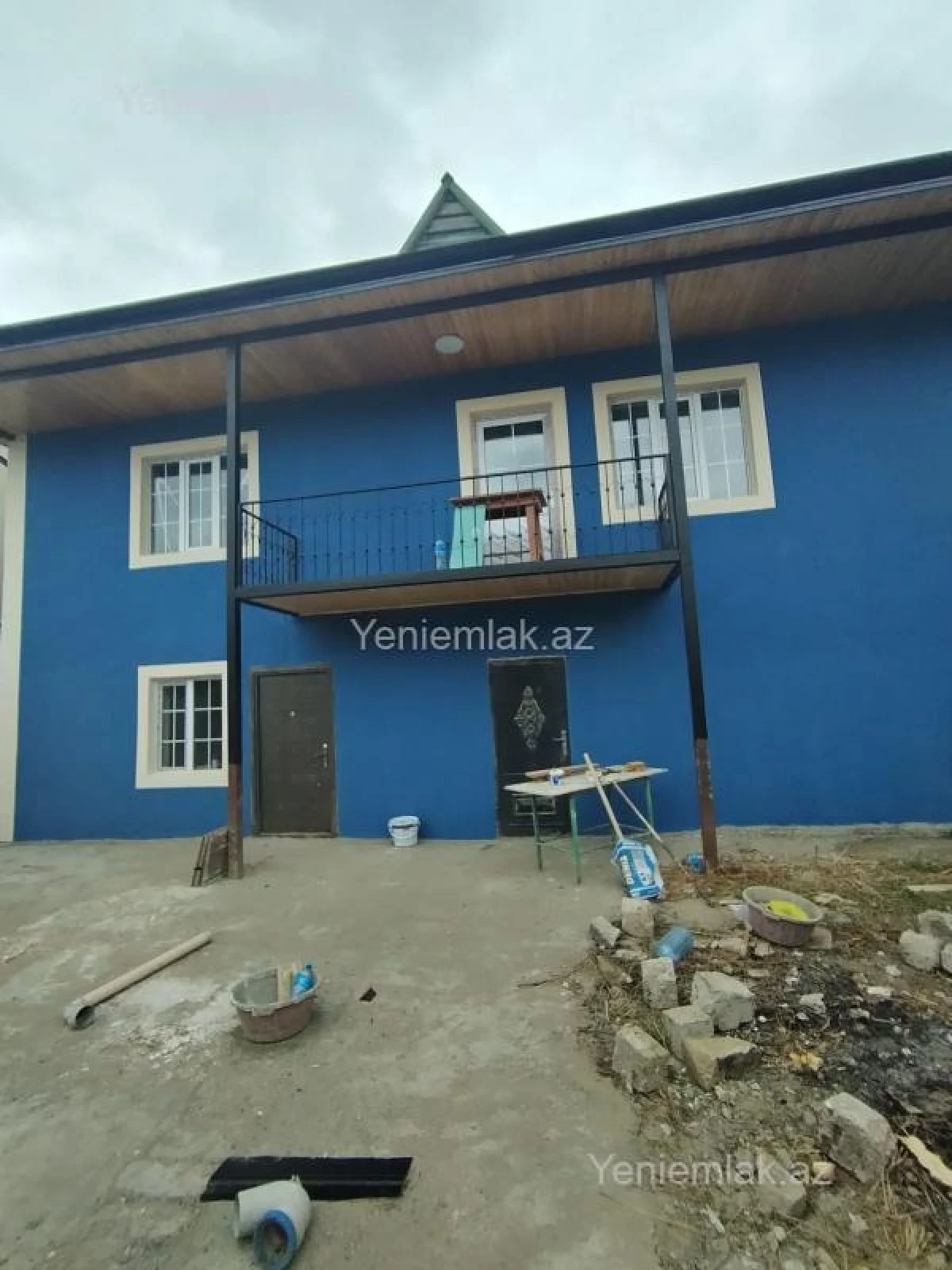 Satılır 7 otaqlı həyət evi 260 m²