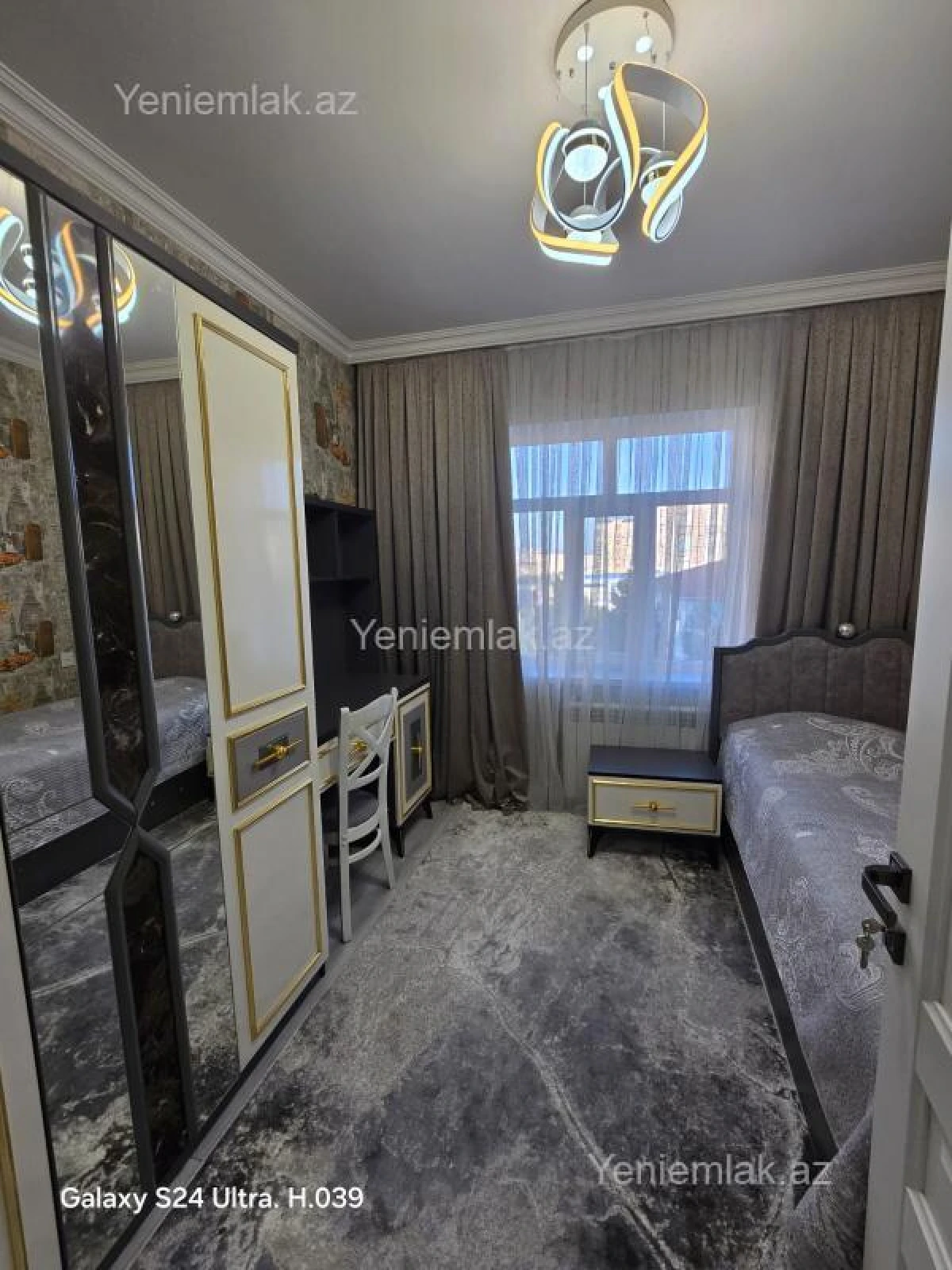 Satılır 4 otaqlı köhnə tikili 82 m²