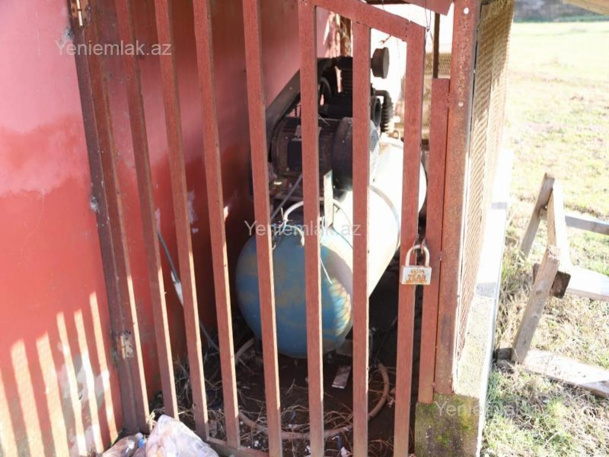 Satılır 4 otaqlı obyekt 200 m²