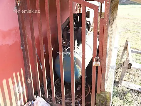 Satılır 4 otaqlı obyekt 200 m²