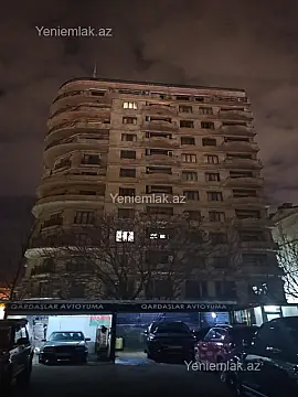 Satılır 3 otaqlı yeni tikili 160 m²