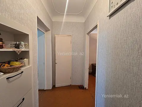 Satılır 2 otaqlı köhnə tikili 54 m²