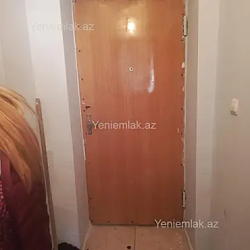 Satılır 1 otaqlı köhnə tikili 35 m²