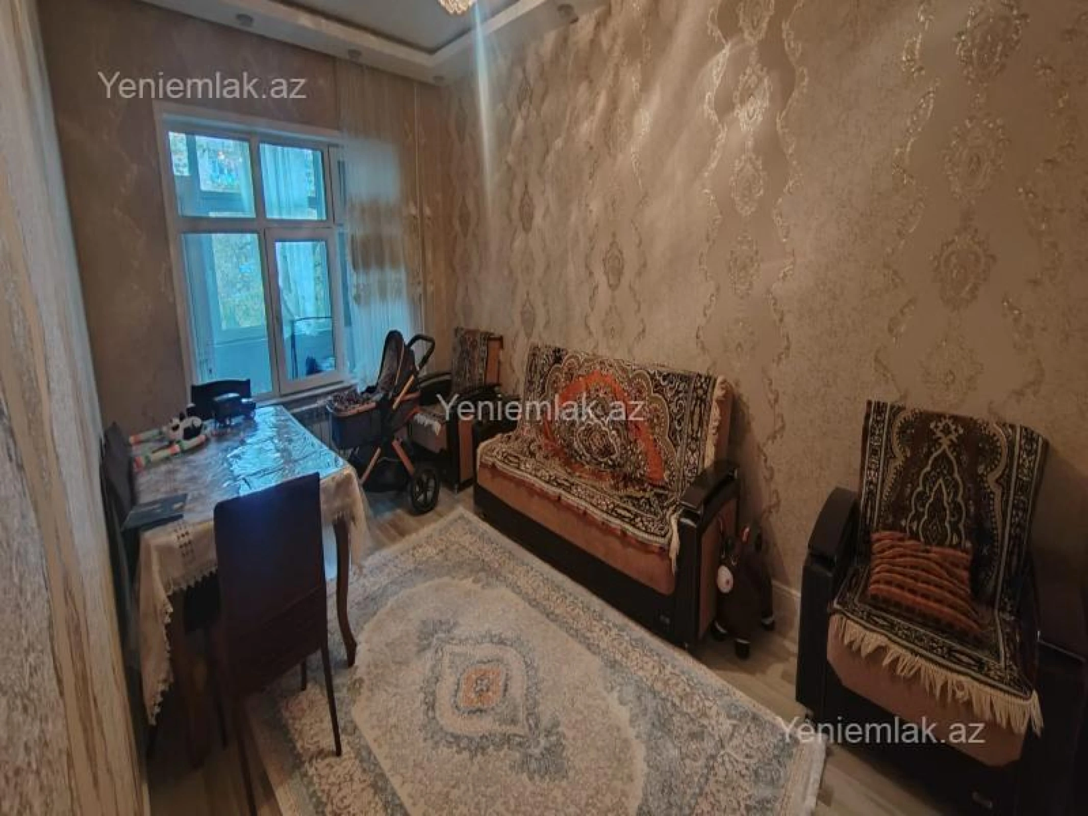 Satılır 4 otaqlı köhnə tikili 100 m²