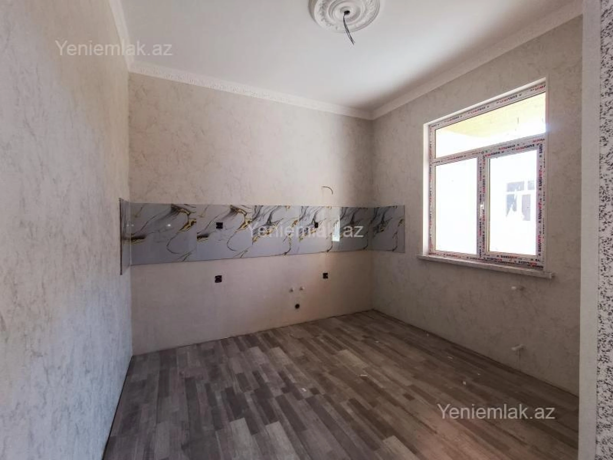 Satılır 3 otaqlı həyət evi 79 m²