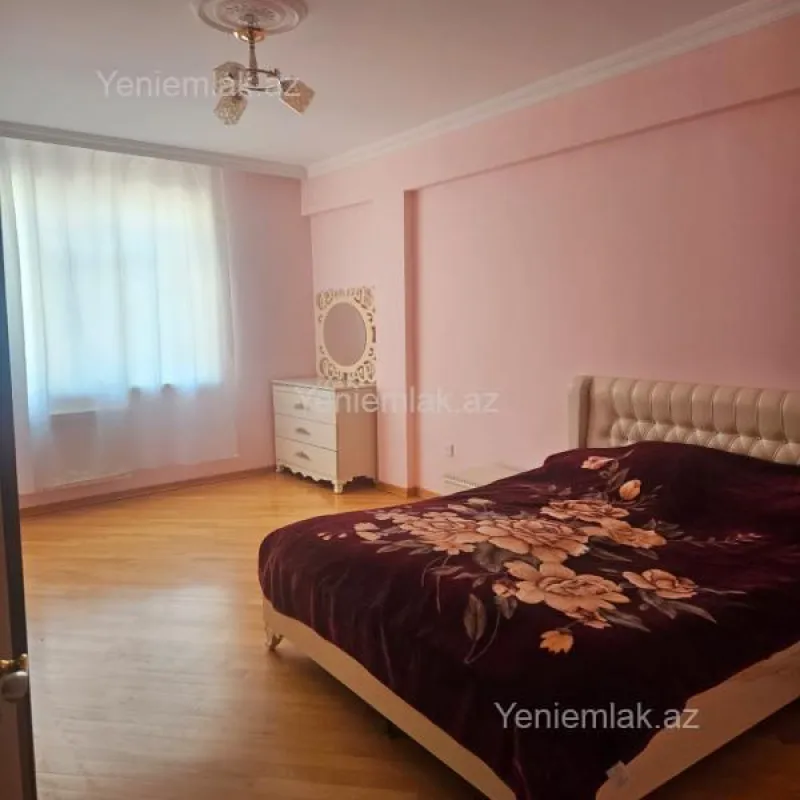 Satılır 3 otaqlı yeni tikili 107 m²