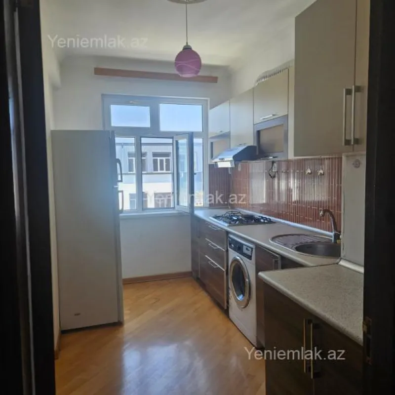 Satılır 3 otaqlı yeni tikili 107 m²