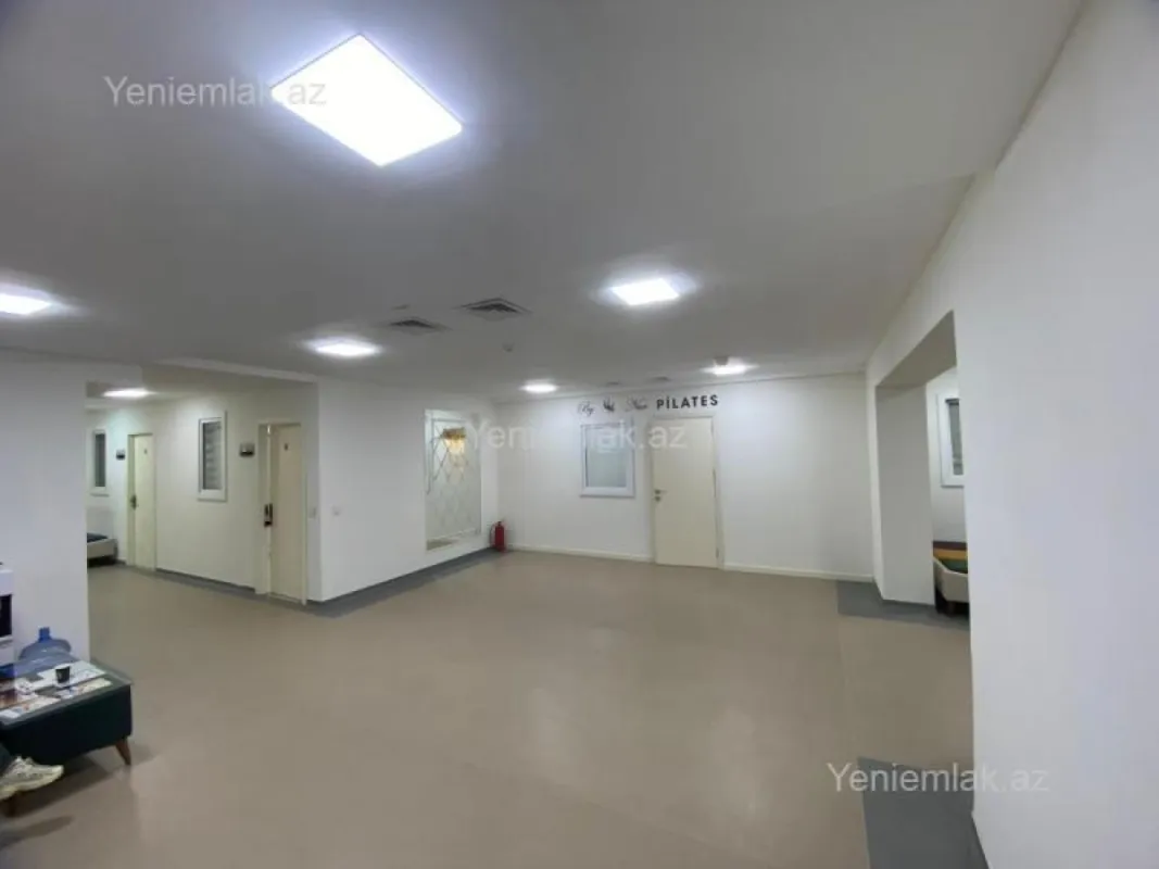 Satılır 16 otaqlı obyekt 1261 m²