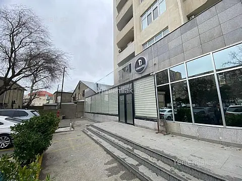 Satılır 16 otaqlı obyekt 1261 m²
