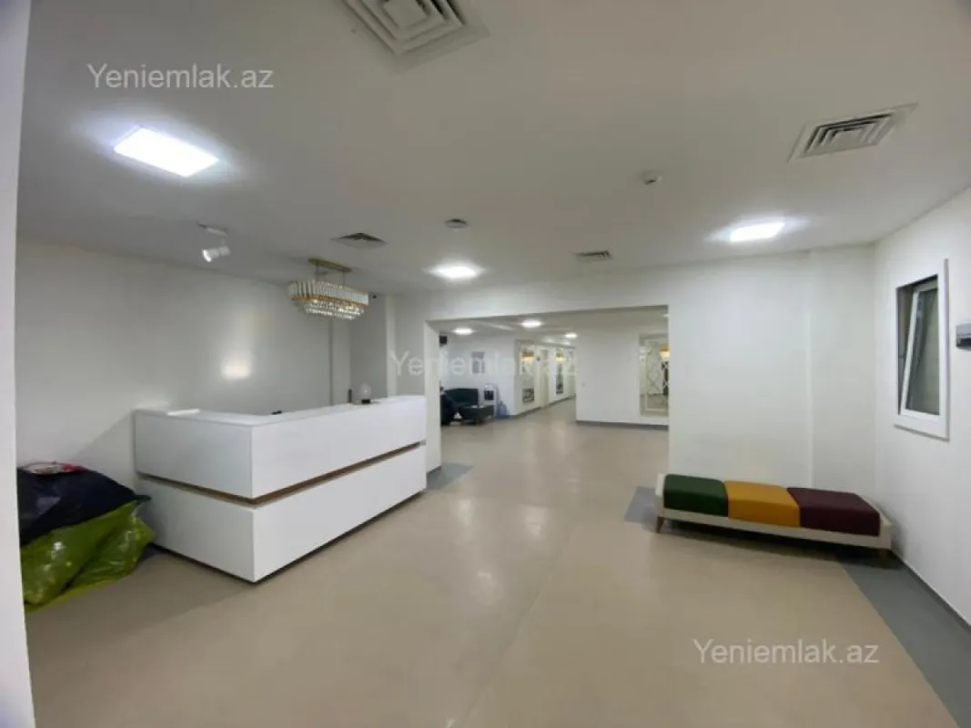 Satılır 16 otaqlı obyekt 1261 m²