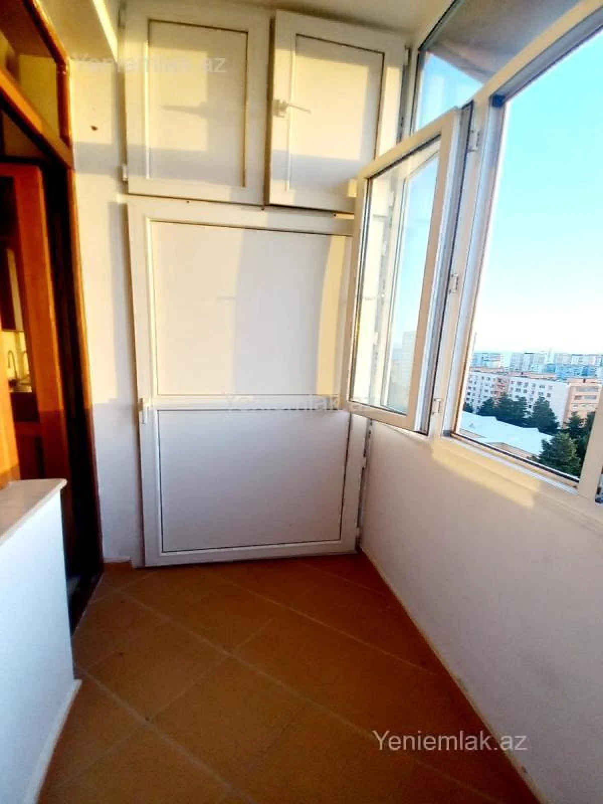 Satılır 2 otaqlı yeni tikili 70 m²