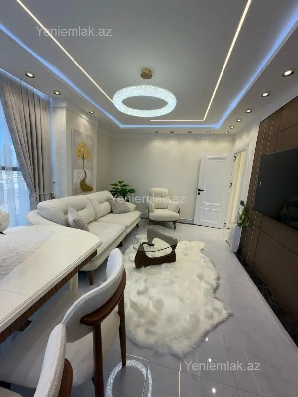 Satılır 3 otaqlı yeni tikili 100 m²