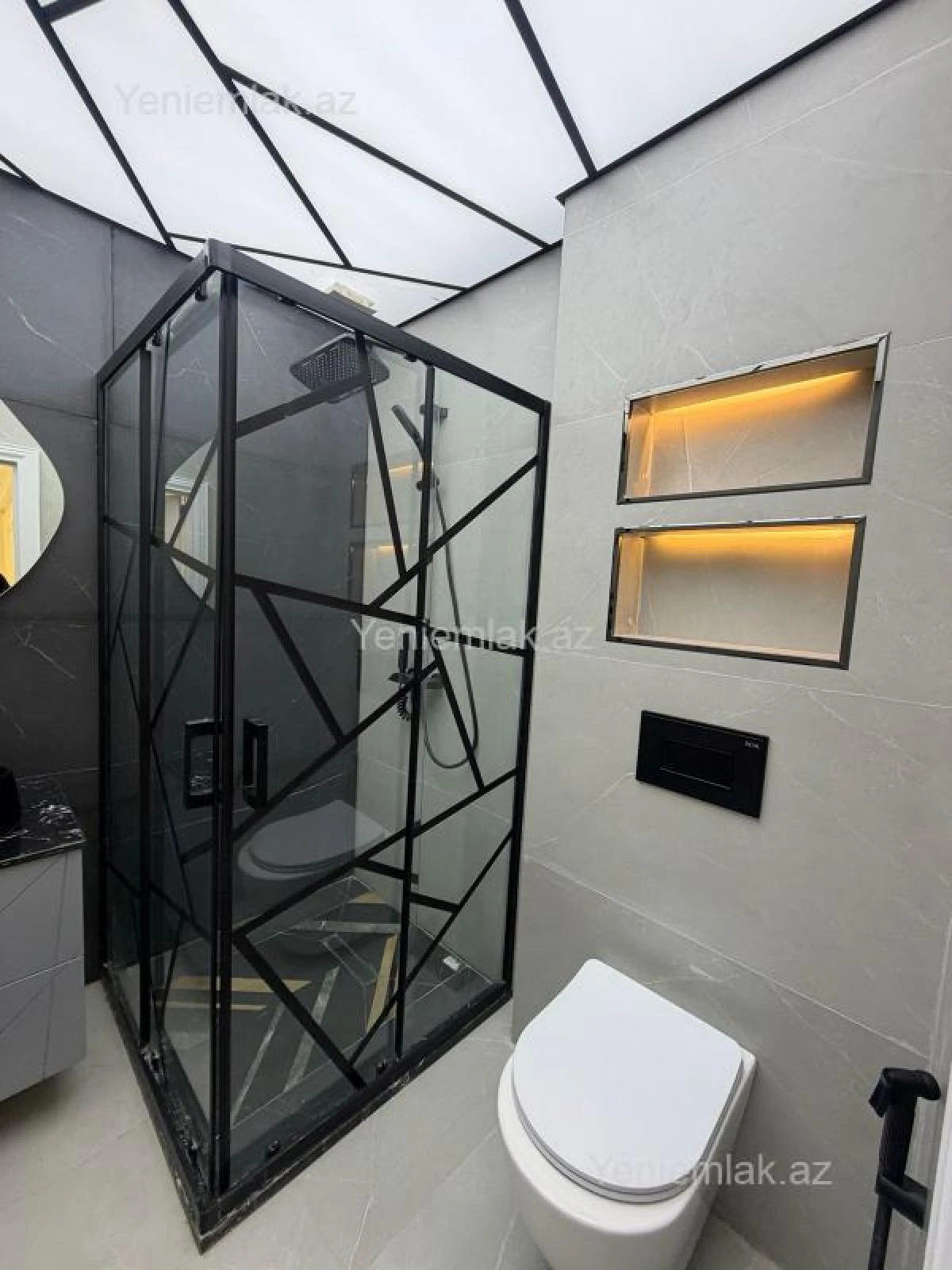 Satılır 3 otaqlı yeni tikili 100 m²