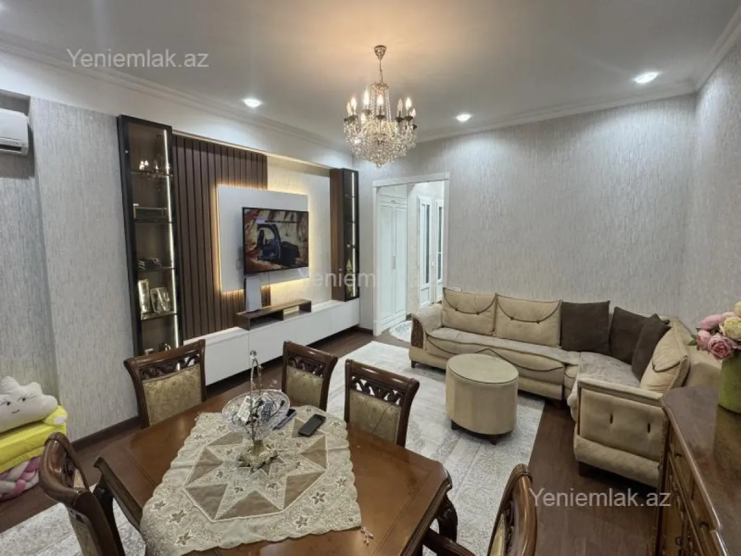 Satılır 3 otaqlı yeni tikili 110 m²