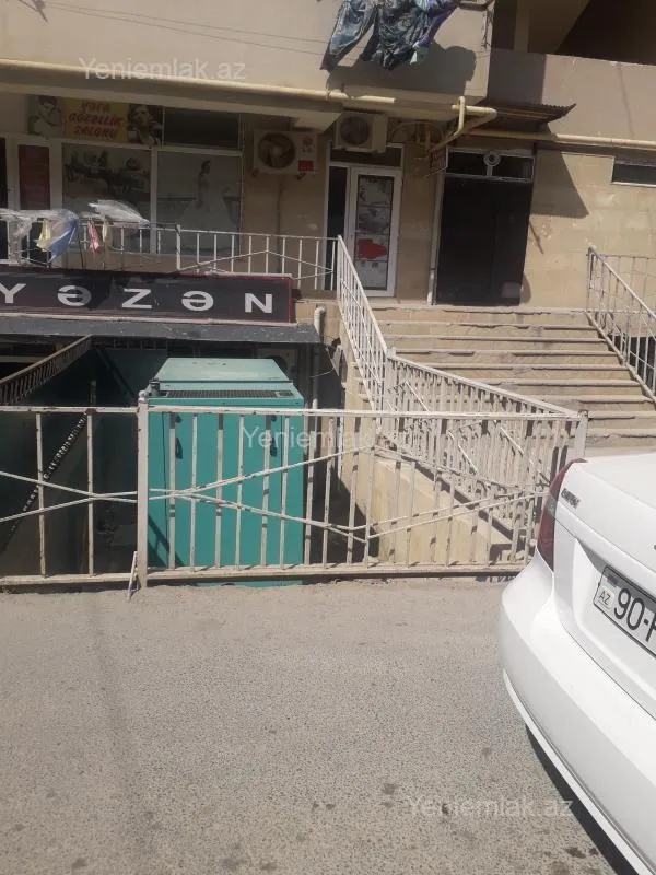 Satılır 3 otaqlı yeni tikili 110 m²