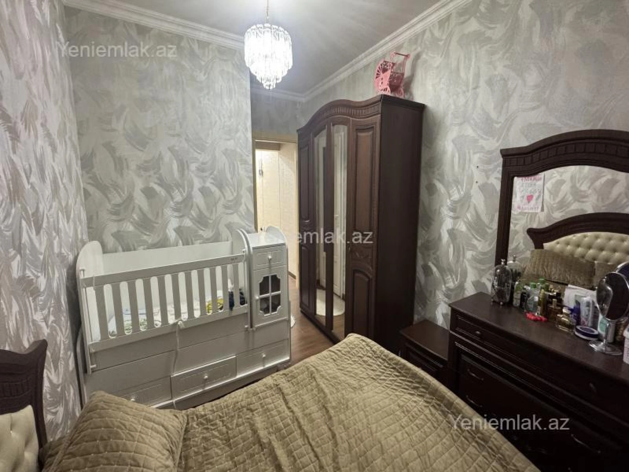 Satılır 3 otaqlı yeni tikili 110 m²