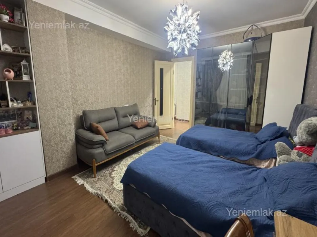 Satılır 3 otaqlı yeni tikili 110 m²
