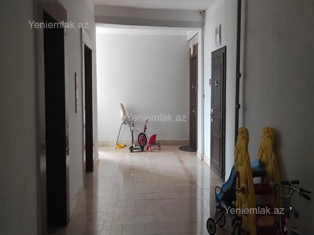 Satılır 3 otaqlı yeni tikili 152 m²