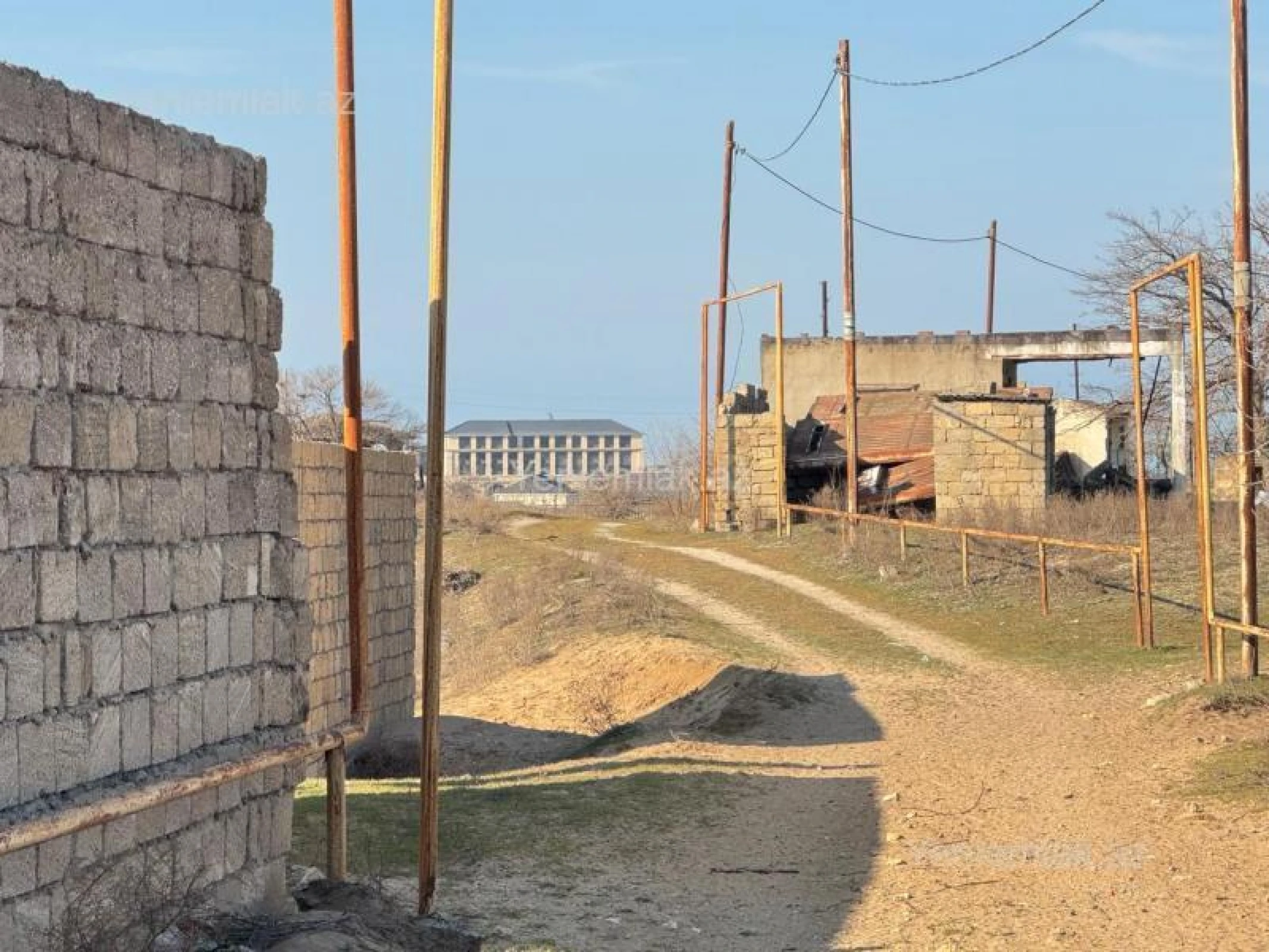 Satılır torpaq sahəsi