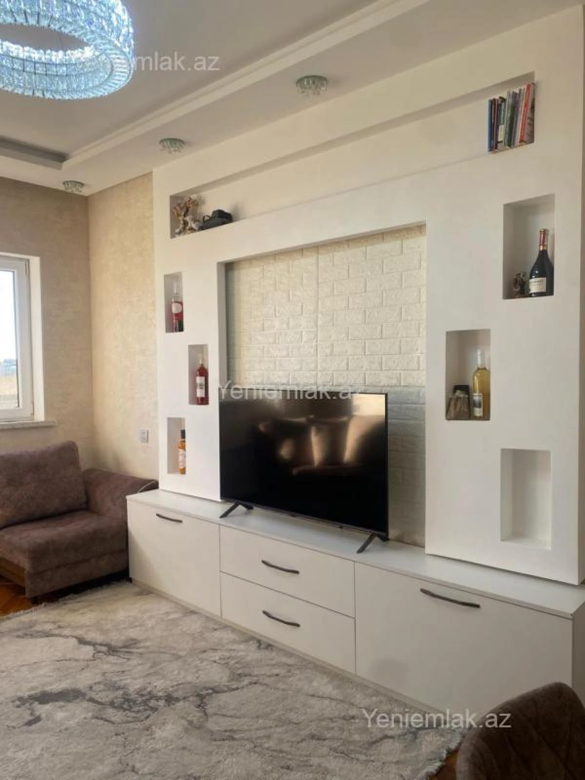 Satılır 3 otaqlı köhnə tikili 75 m²