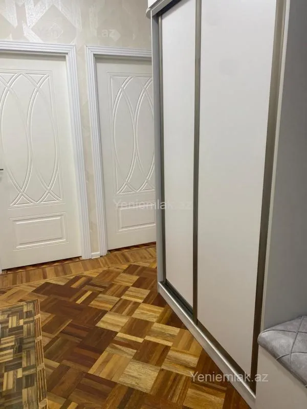 Satılır 3 otaqlı köhnə tikili 75 m²