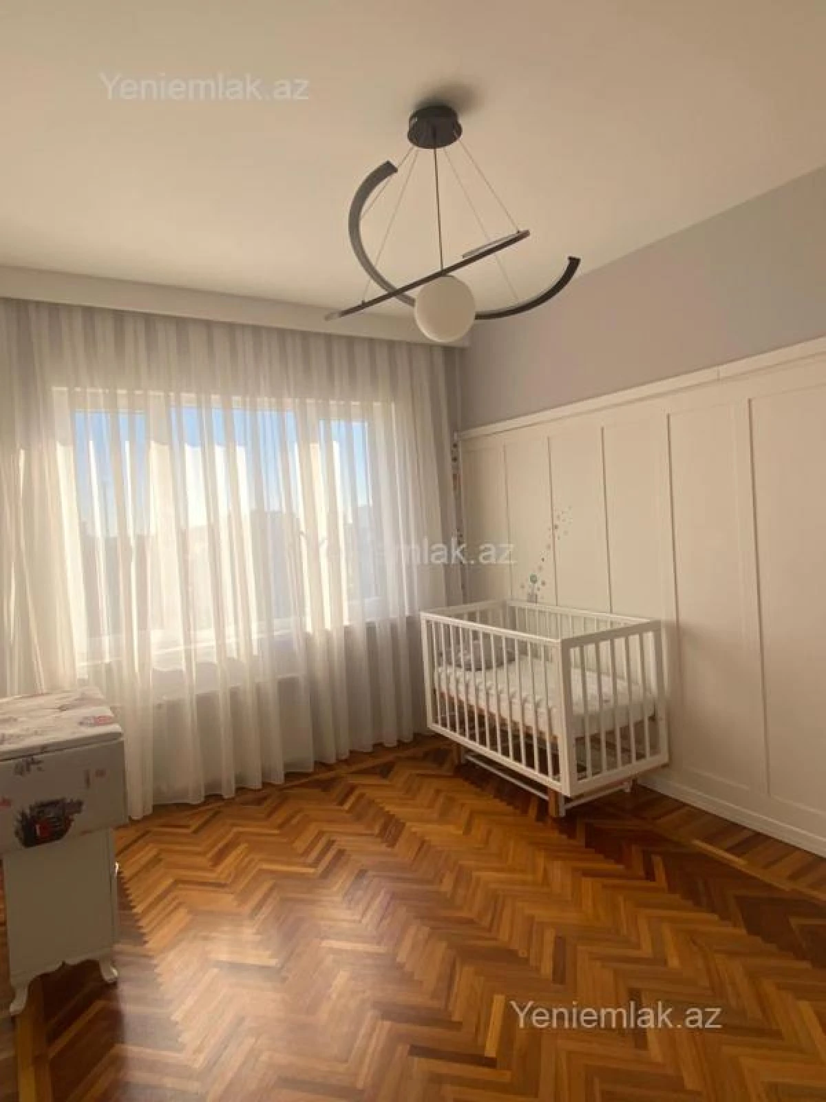 Satılır 3 otaqlı köhnə tikili 75 m²
