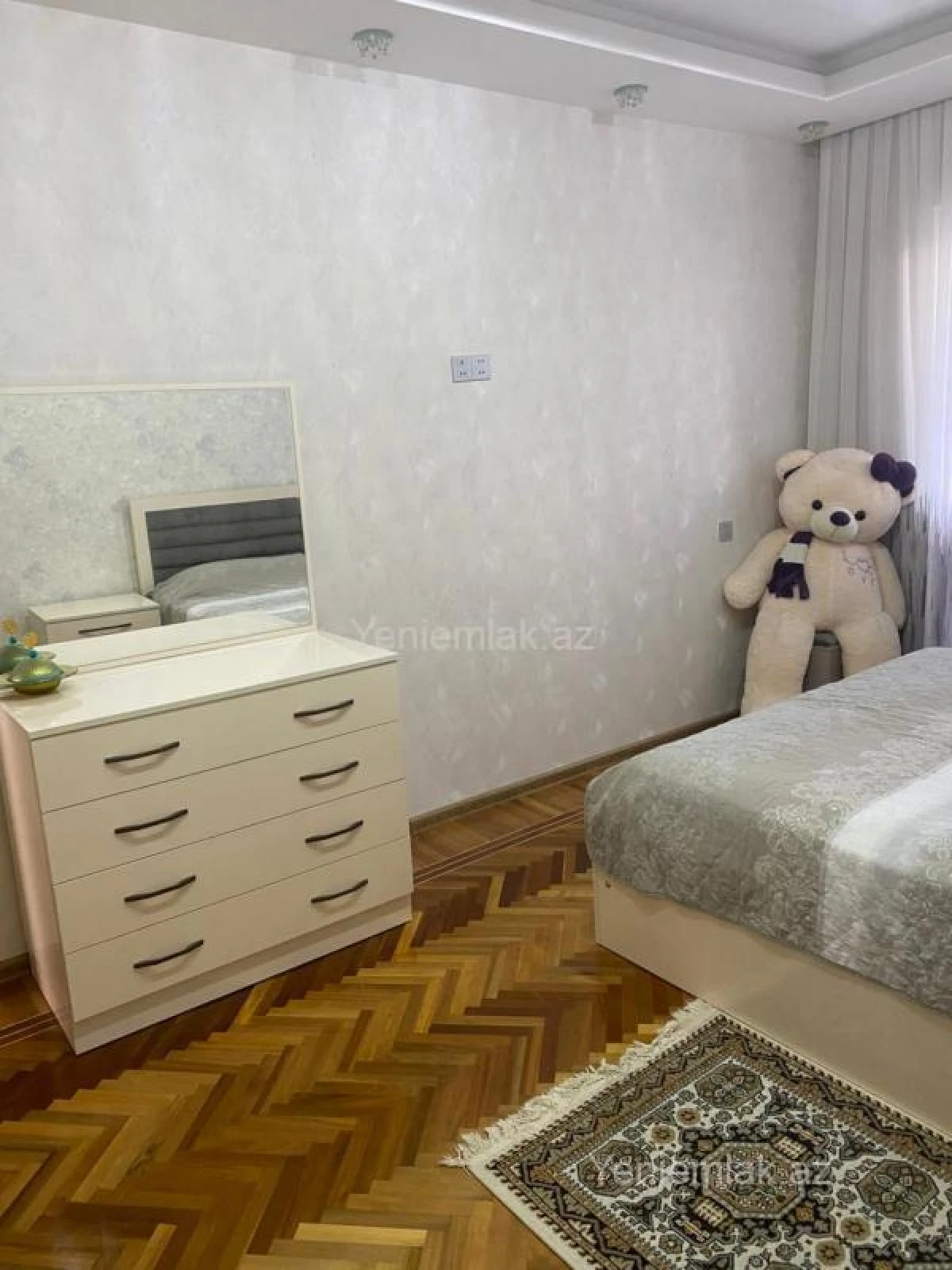 Satılır 3 otaqlı köhnə tikili 75 m²