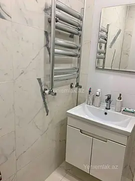 Satılır 3 otaqlı yeni tikili 55 m²