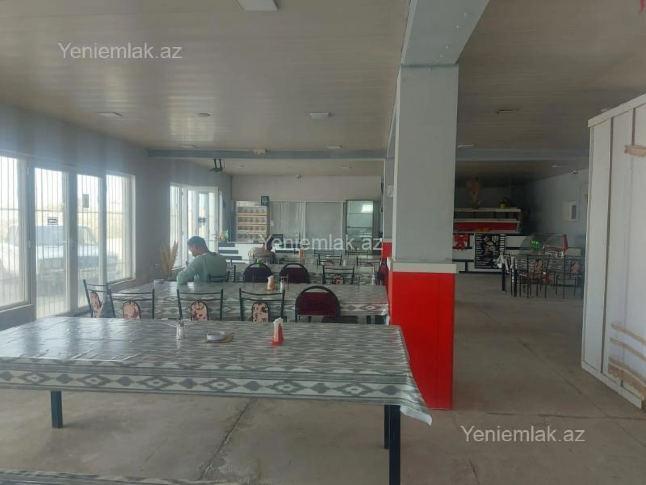 Satılır mənzil 950 m²