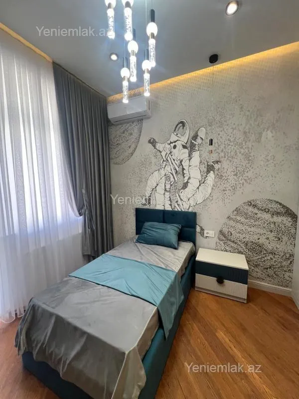 Satılır 4 otaqlı yeni tikili 145 m²