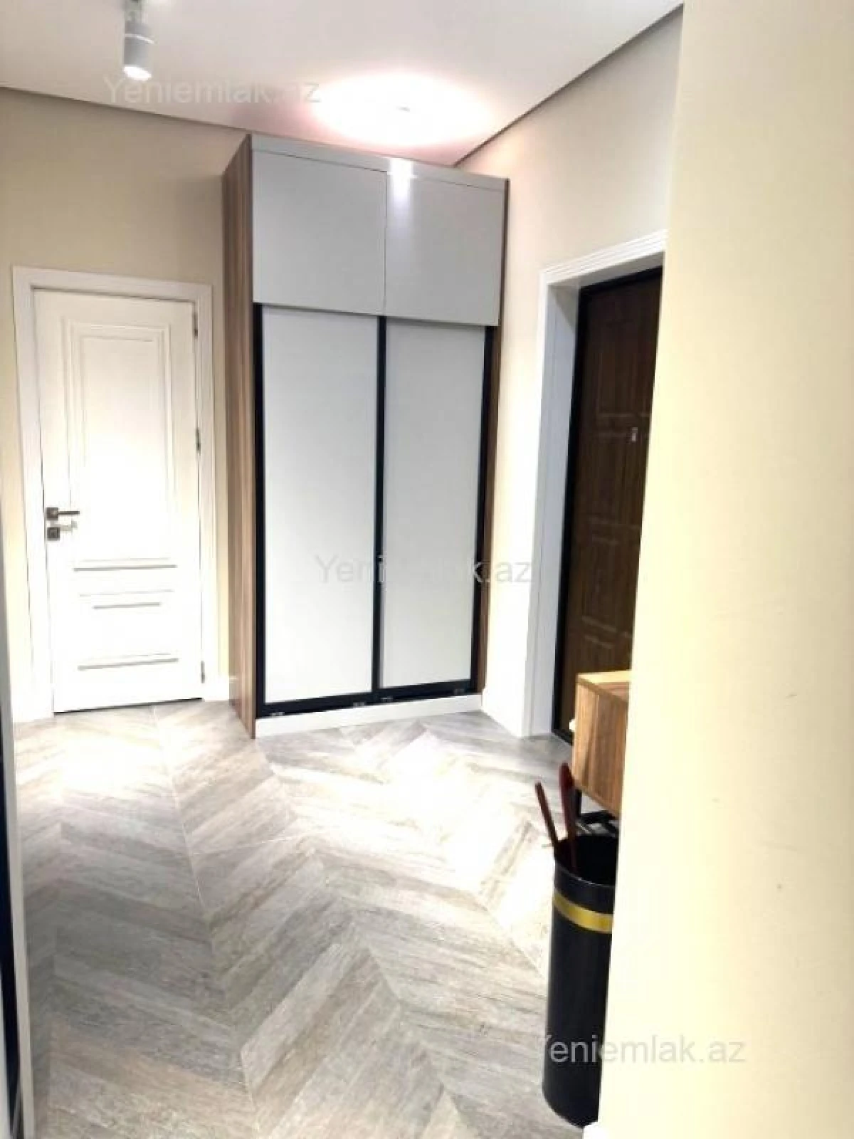 Satılır 2 otaqlı yeni tikili 92 m²