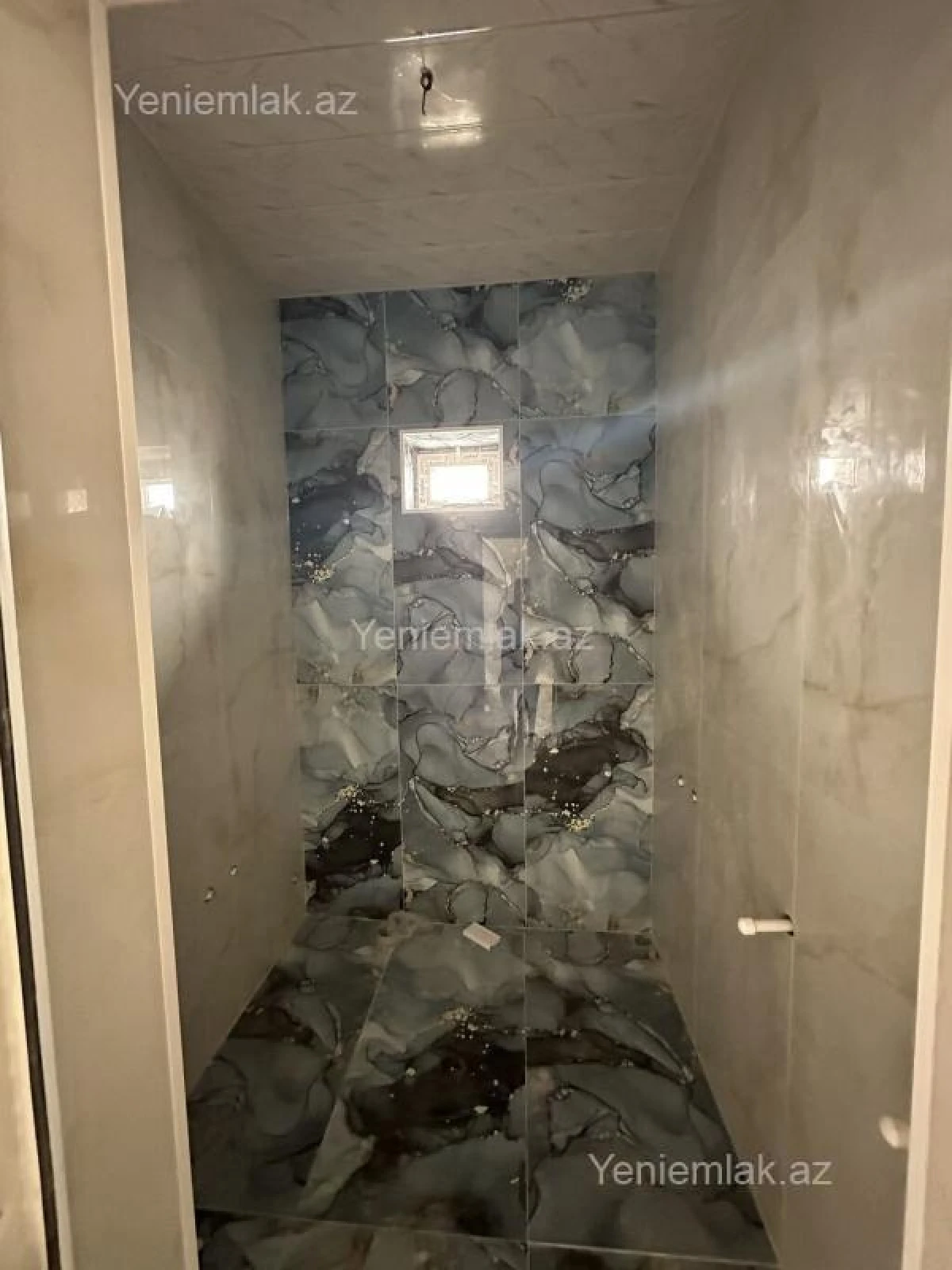 Satılır 2 otaqlı yeni tikili 50 m²